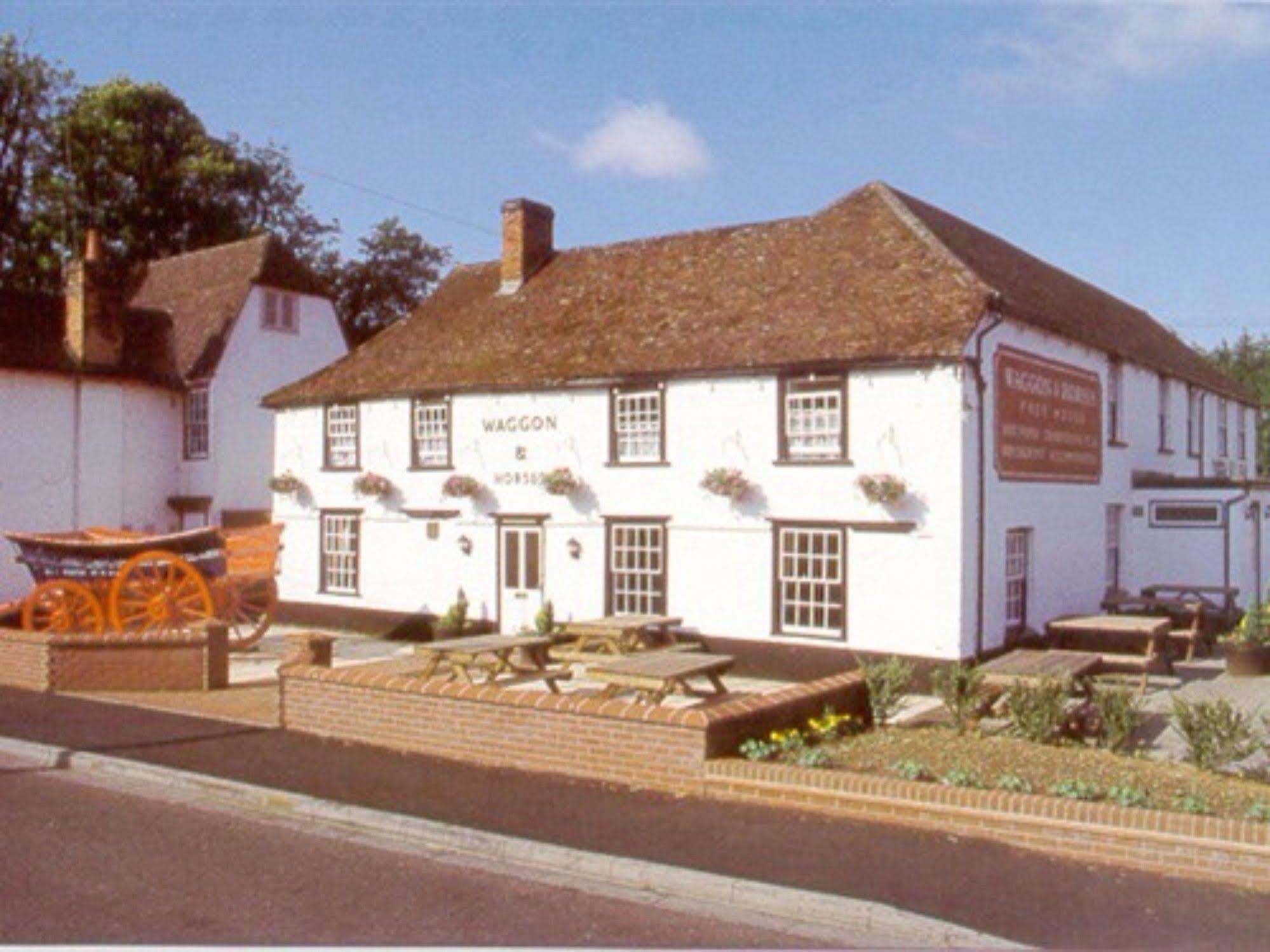 מלון Great Yeldham The Waggon And Horses מראה חיצוני תמונה